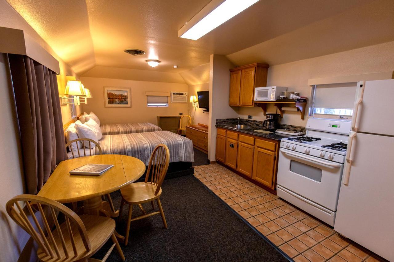 Woodland Motel Салида Экстерьер фото
